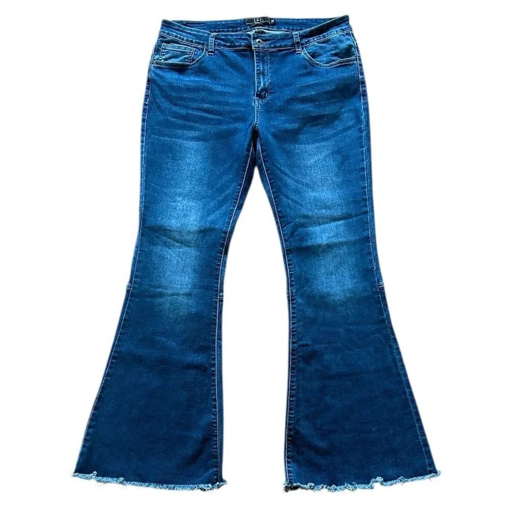 Lucky & BlessedāFlare Jeans with Frayed Hem